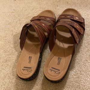 Clarks cushion soft sandals